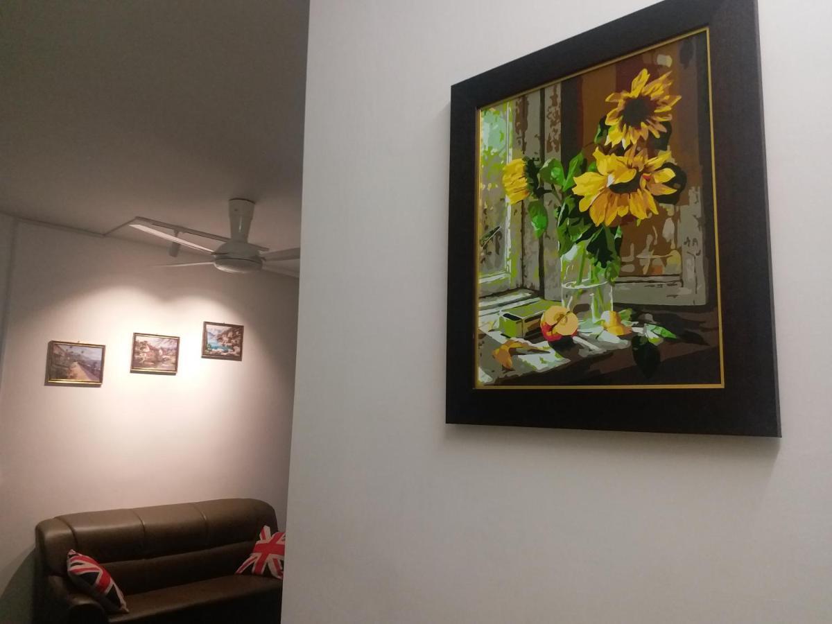 Hits Homestay Bayan Lepas Exterior photo