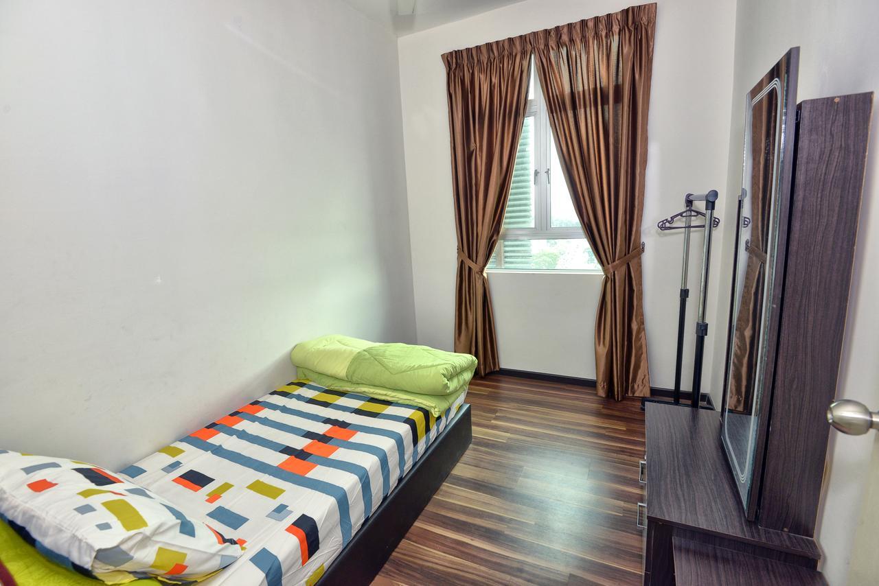 Hits Homestay Bayan Lepas Exterior photo